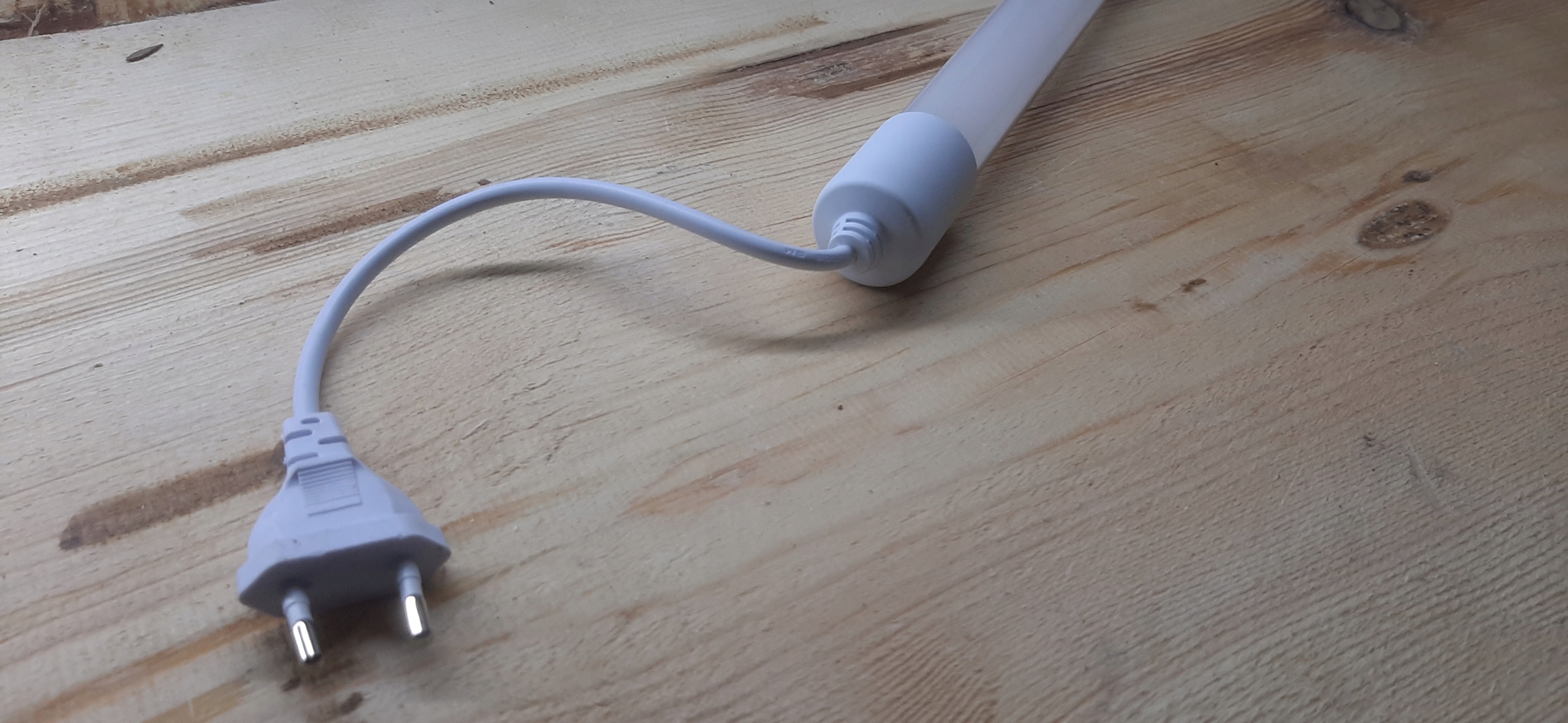 Świetlówka LED 120cm Żółta NEON Nietłukąca 230V - obrazek 8