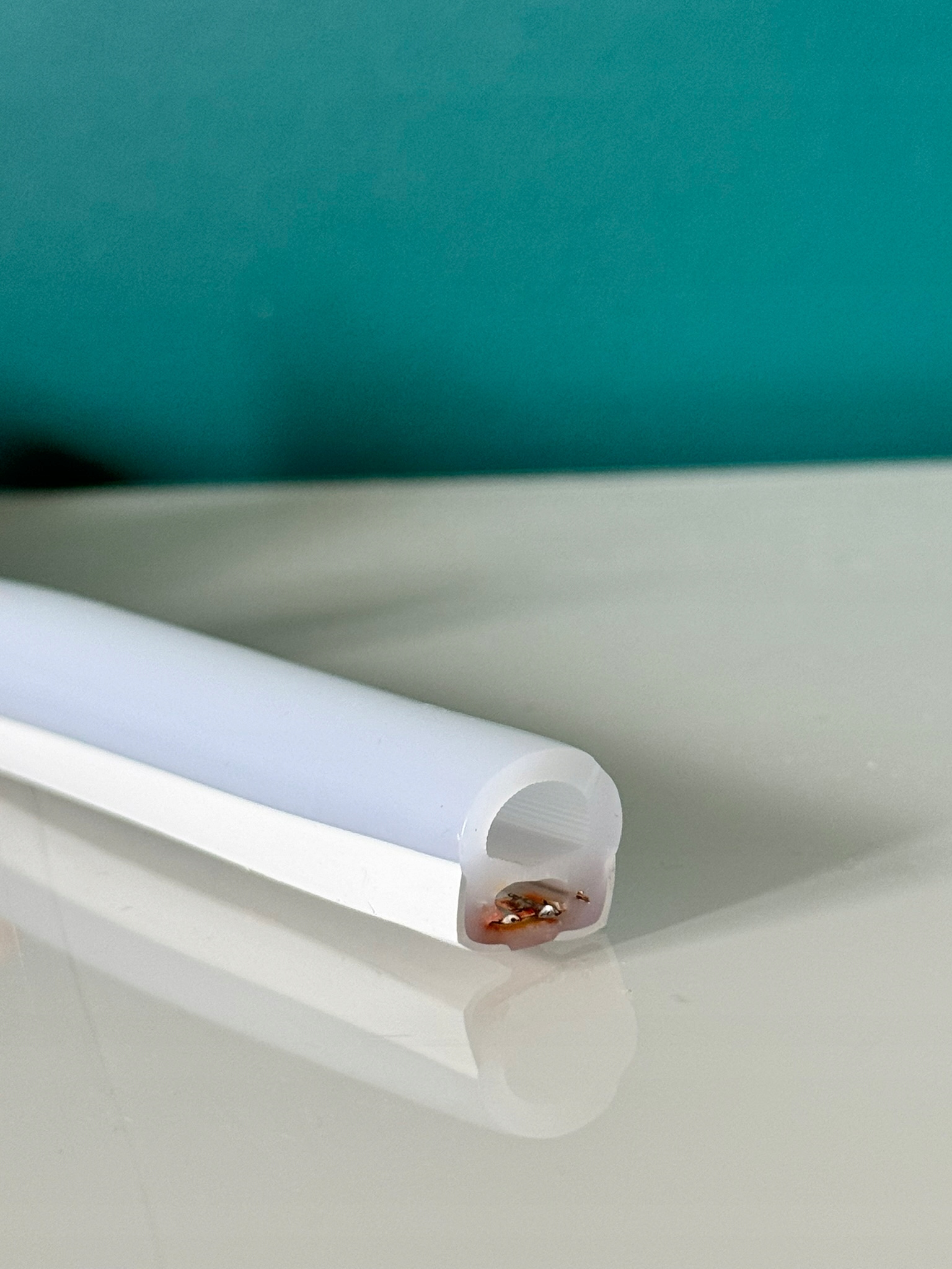 Neon LED Czerwony 180° Flex 2835 Taśma LED 230V 10W/m - obrazek 8