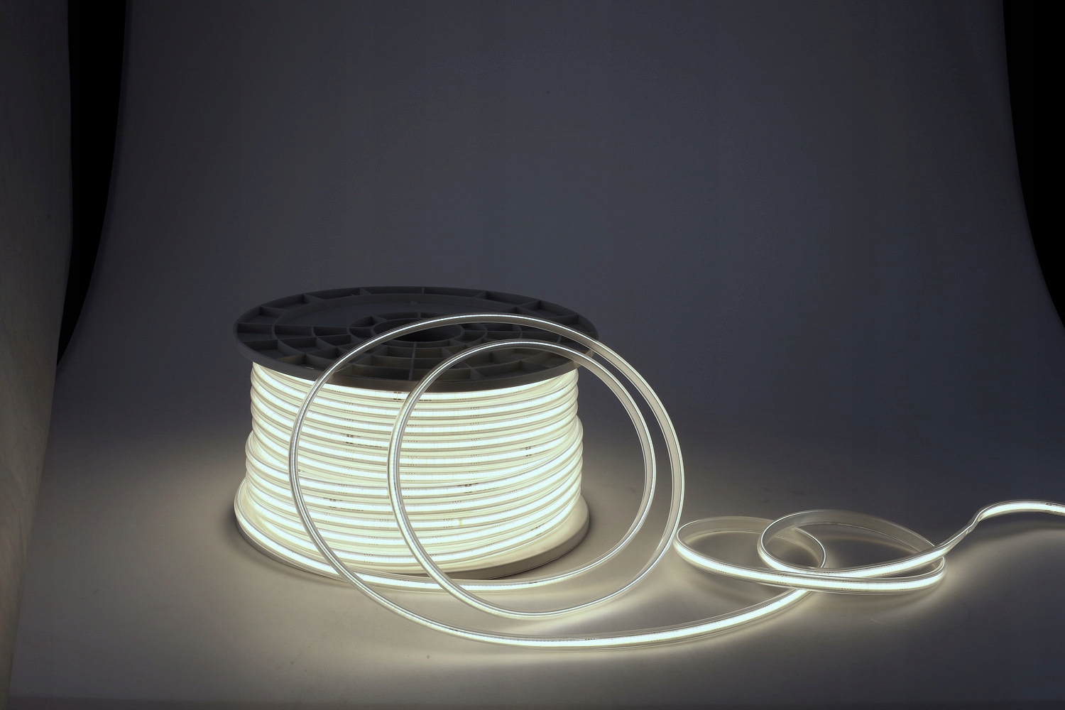 Taśma LED 24V COB zimna IP67 cięcie co 5 cm wodoodporna - obrazek 2