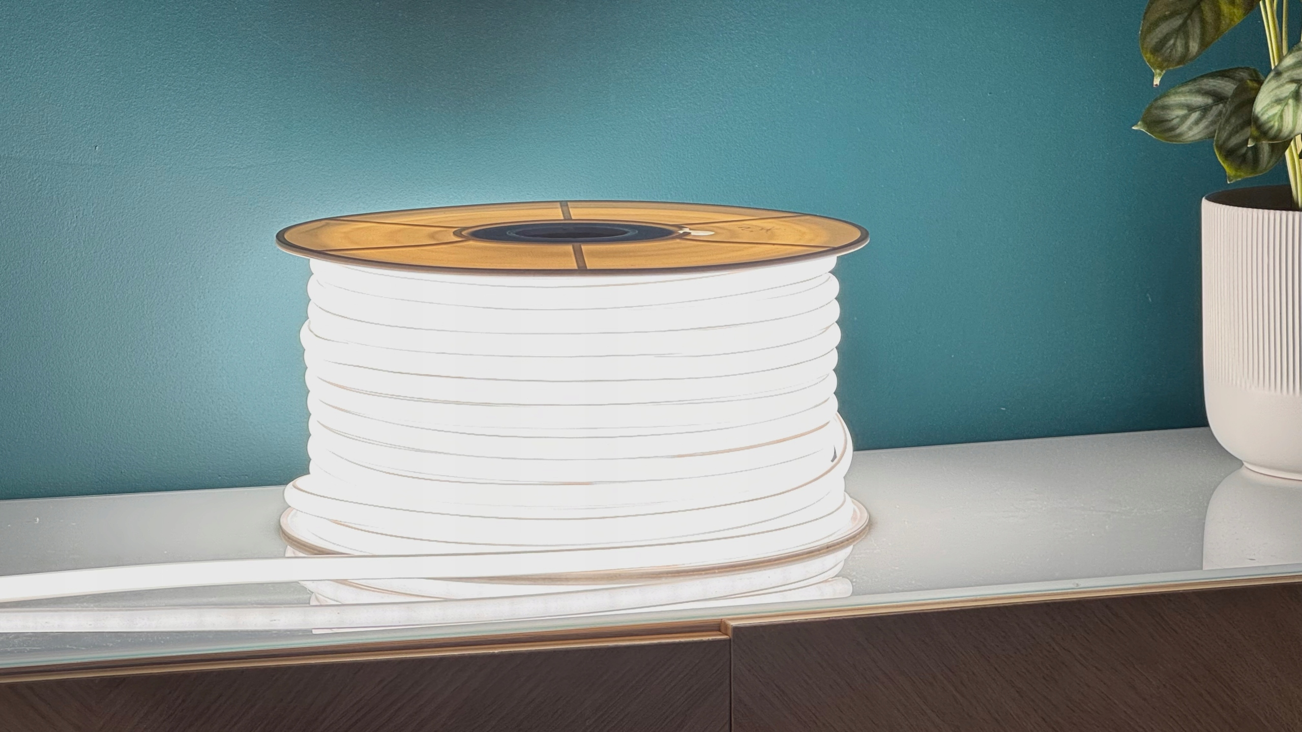 Neon LED 2835 230V 10W Biały Zimny Cięcie co 10 cm 240 LED - obrazek 3