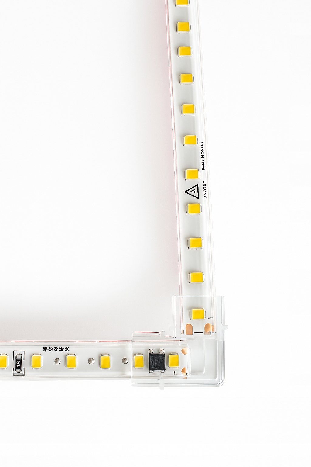 Złączka kątowa LED COB 10mm 230V – narożnik 90° - obrazek 4