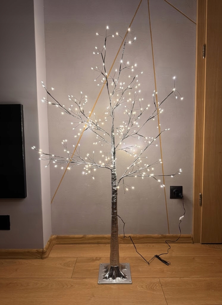 Drzewko LED 130 cm 288 Mikro LED Ciepła Biel IP44 Srebrne